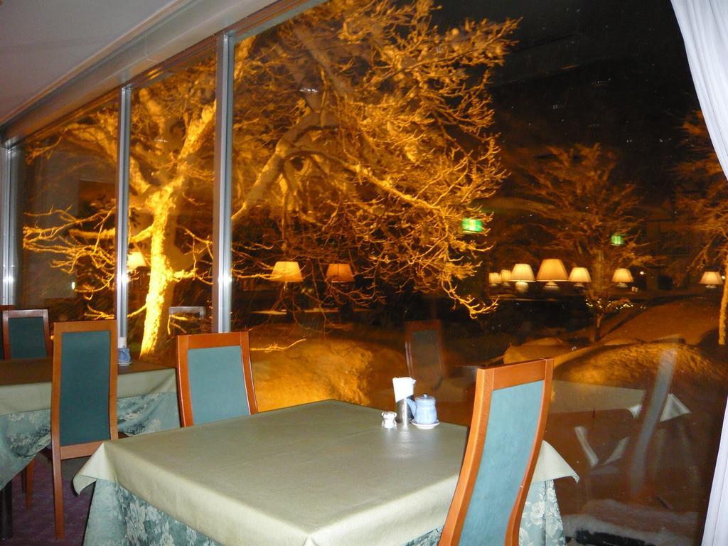 Hotel De L'Aile هاكوبا المظهر الخارجي الصورة